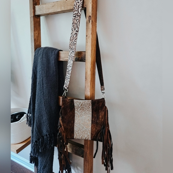 Genuine Leather Western Fringe Crossbody Bag – Brown/Beige (New) - Picture 1 of 7